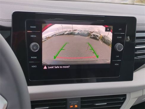 New 2026 Volkswagen Jetta SE image 11