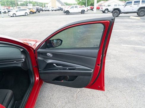 Used 2024 Hyundai Elantra SEL w/ Convenience Package FWD image 14