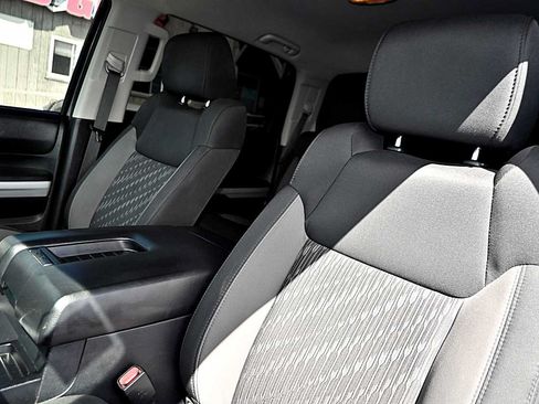 Used 2018 Toyota Tundra SR5 w/ SR5 Upgrade Package RWD image 14