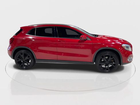 Used 2019 Mercedes-Benz GLA 250 w/ Convenience Package image 10