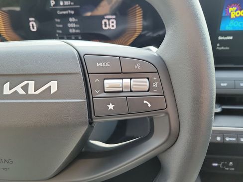 New 2026 Kia K4 LXS image 26