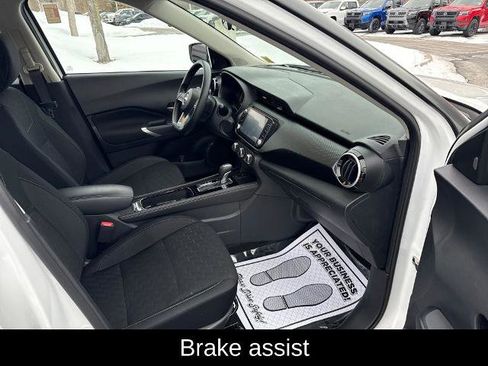 Certified 2024 Nissan Kicks SV image 12