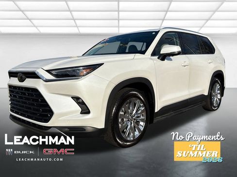 Used 2026 Toyota Grand Highlander Platinum image 9