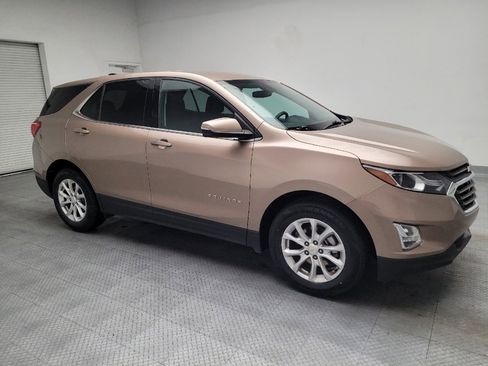 Used 2018 Chevrolet Equinox LT FWD image 11