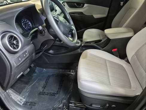 Used 2023 Hyundai Kona SEL w/ Cargo Package FWD image 9