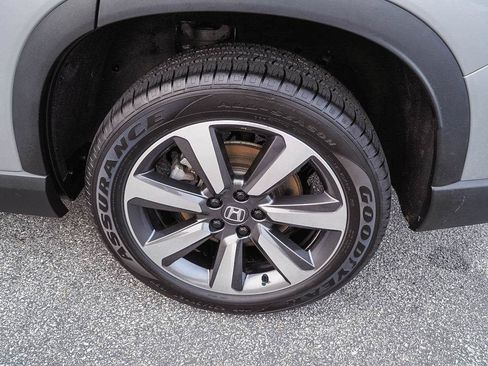 Used 2024 Honda Pilot Touring image 43