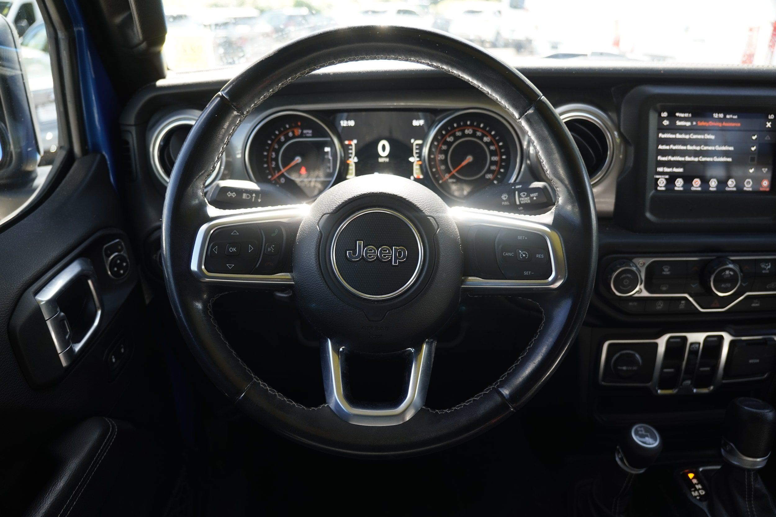 Used 2021 Jeep Gladiator Overland w/ Trailer Tow Package AWD/4WD image 17