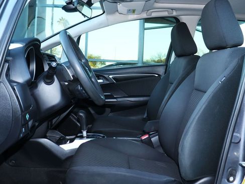 Used 2019 Honda Fit EX image 38