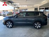 New 2025 Mitsubishi Outlander SE image 6