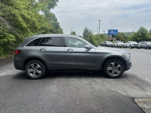 Used 2021 Mercedes-Benz GLC 300 4MATIC image 9