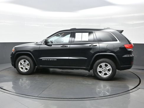 Used 2014 Jeep Grand Cherokee Laredo w/ Quick Order Package 23E AWD/4WD image 3