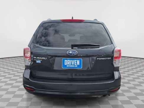 Used 2018 Subaru Forester 2.5i w/ Alloy Wheel Package AWD/4WD image 5