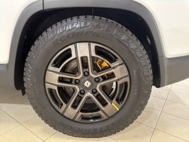 Used 2023 Rivian R1S Adventure Quad AWD/4WD image 29