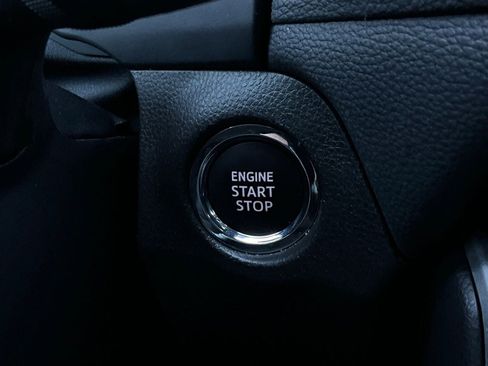 Used 2025 Toyota RAV4 XLE image 29