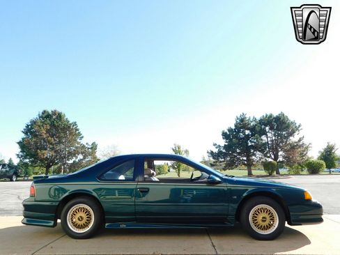 Used 1994 Ford Thunderbird LX image 4