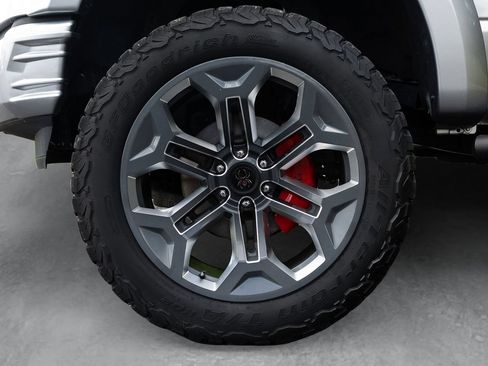 Used 2022 Ford F150 XLT w/ Equipment Group 302A High AWD/4WD image 18