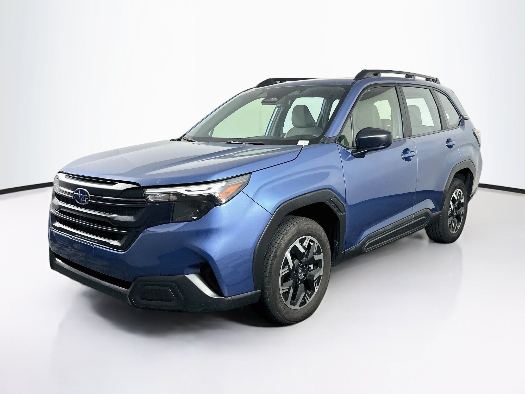 Used 2025 Subaru Forester AWD/4WD image 3