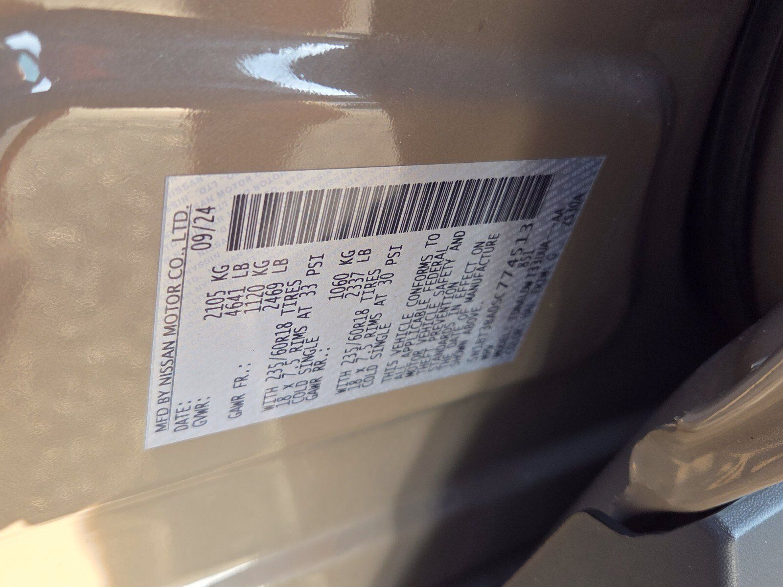 Used 2025 Nissan Rogue SV FWD image 18