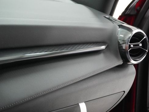 New 2026 Chevrolet Equinox LT image 28