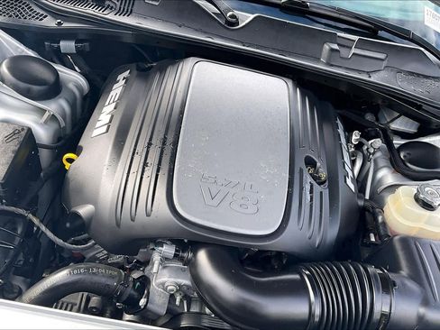 Used 2019 Dodge Challenger R/T image 32