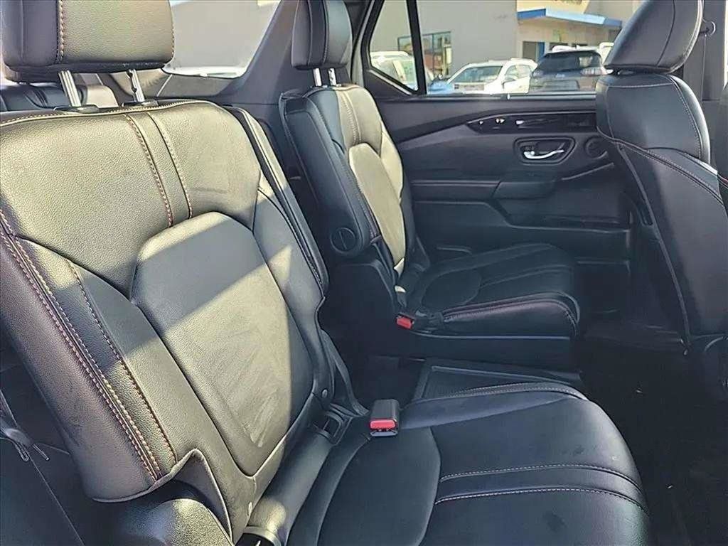 Used 2024 Honda Pilot TrailSport image 28