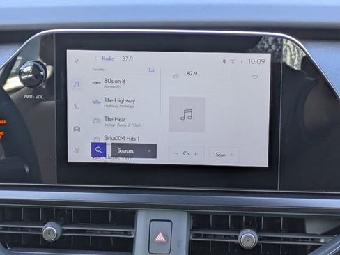 New 2026 Lexus UX 300h FWD w/ Accessory Package (Z2) image 22