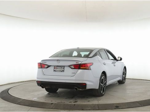 Used 2023 Nissan Altima 2.5 SR image 7