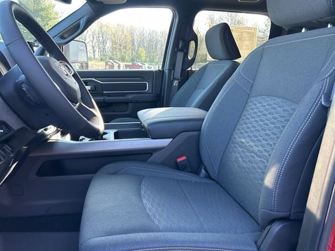 New 2026 RAM 2500 Big Horn AWD/4WD image 12