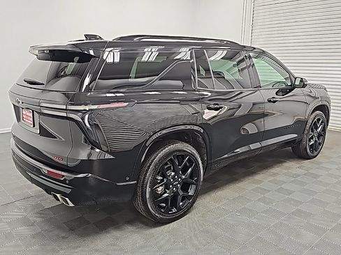 Certified 2024 Chevrolet Traverse RS w/ LPO, Floor Liner Package image 8