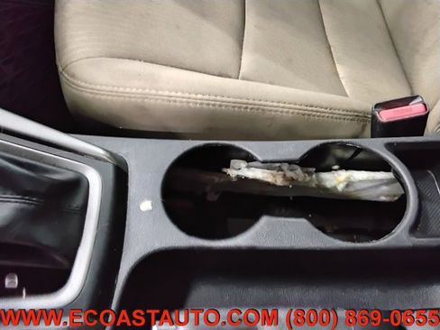 Used 2015 Hyundai Elantra SE w/ Option Group 02 image 18