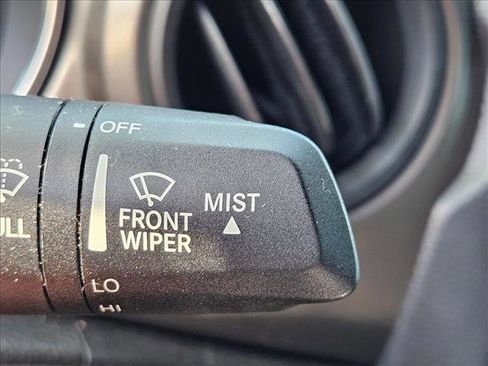 Used 2018 Jeep Wrangler Sport AWD/4WD image 14