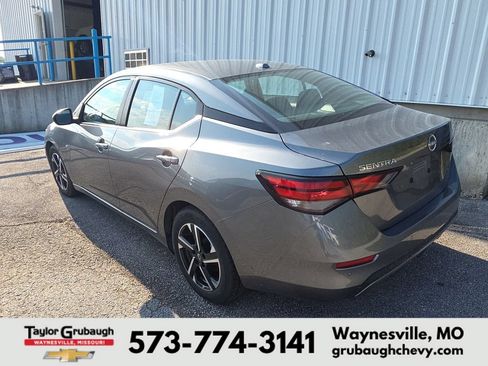 Used 2024 Nissan Sentra SV FWD image 4
