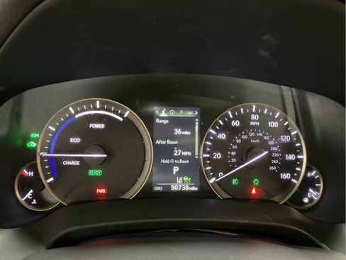 Used 2022 Lexus RX 450hL AWD w/ Premium Package image 16