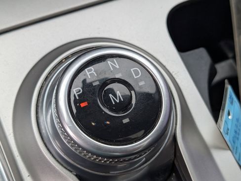 Used 2020 Ford Explorer Limited image 32