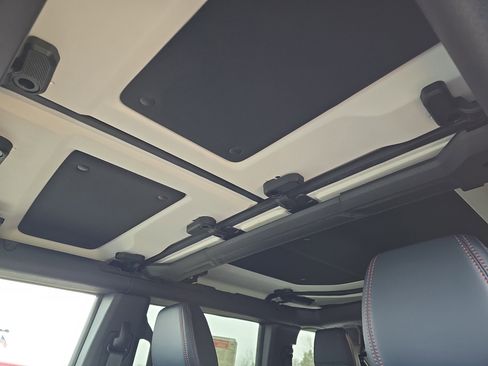 New 2025 Ford Bronco Raptor image 13