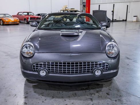 Used 2003 Ford Thunderbird RWD image 9