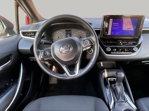 Used 2024 Toyota Corolla SE FWD image 6