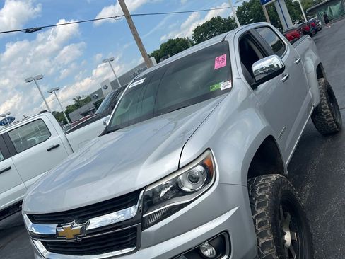 Used 2015 Chevrolet Colorado LT w/ Luxury Package AWD/4WD image 1