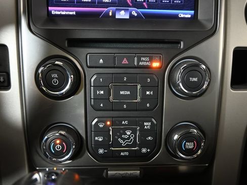 Used 2013 Ford F150 Raptor w/ Luxury Equipment Group AWD/4WD image 32