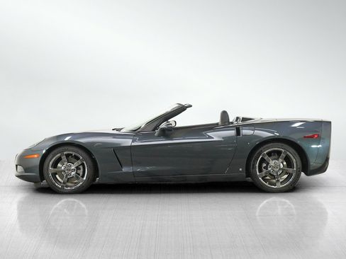 Used 2009 Chevrolet Corvette Convertible w/ Preferred Equipment Group RWD image 2