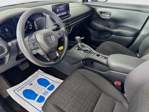 Used 2023 Honda HR-V LX image 9