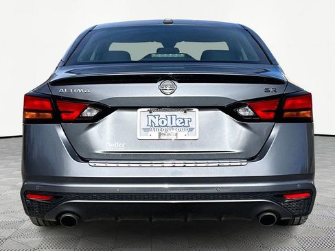 Used 2022 Nissan Altima 2.5 SR image 4