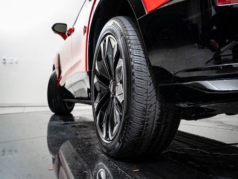 Used 2024 Chevrolet Blazer EV RS image 40