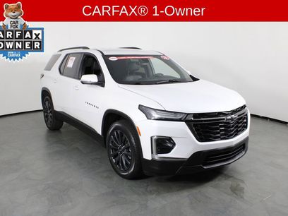 Used 2023 Chevrolet Traverse RS