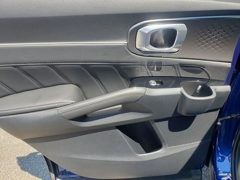 Certified 2023 Kia Sorento SX AWD/4WD image 14