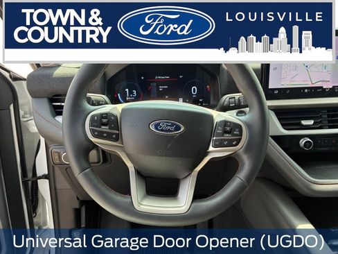 Used 2025 Ford Explorer Active w/ Active Comfort Package AWD/4WD image 14