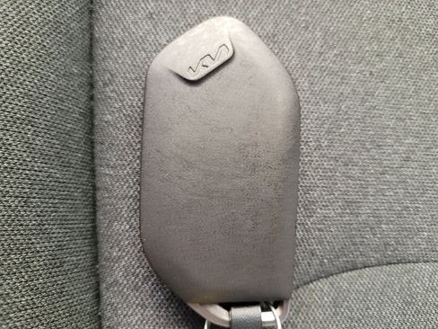 Used 2025 Kia K4 FWD image 32