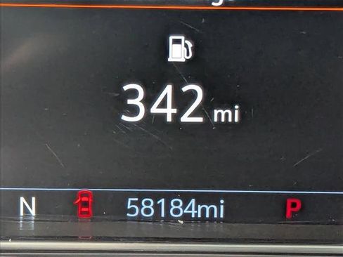 Used 2021 GMC Yukon Denali image 11