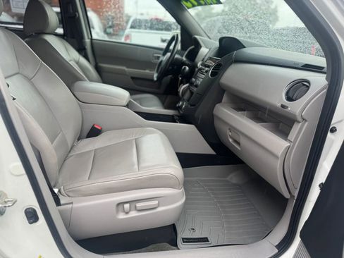 Used 2015 Honda Pilot Touring image 16