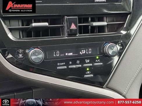 Used 2024 Toyota Camry SE FWD image 33